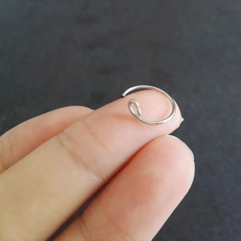 AVYRING Fake Nose Ring Fake Piercings Fake Nose Rings Nose Cuffs Fake Nose Piercing Fake Nose Hoop Faux Nose Rings for Women Faux Nose Ring Fake Piercing Fake Nose Cuff Sliver Gold Black - Image 4